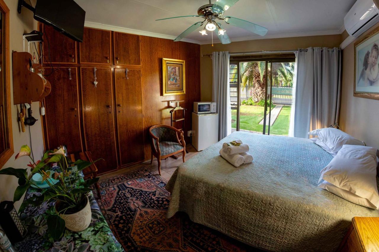 Melsetter'S Guesthouse Bloemfontein Exterior foto
